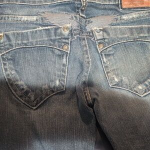 Robin’s Jean in Bardot